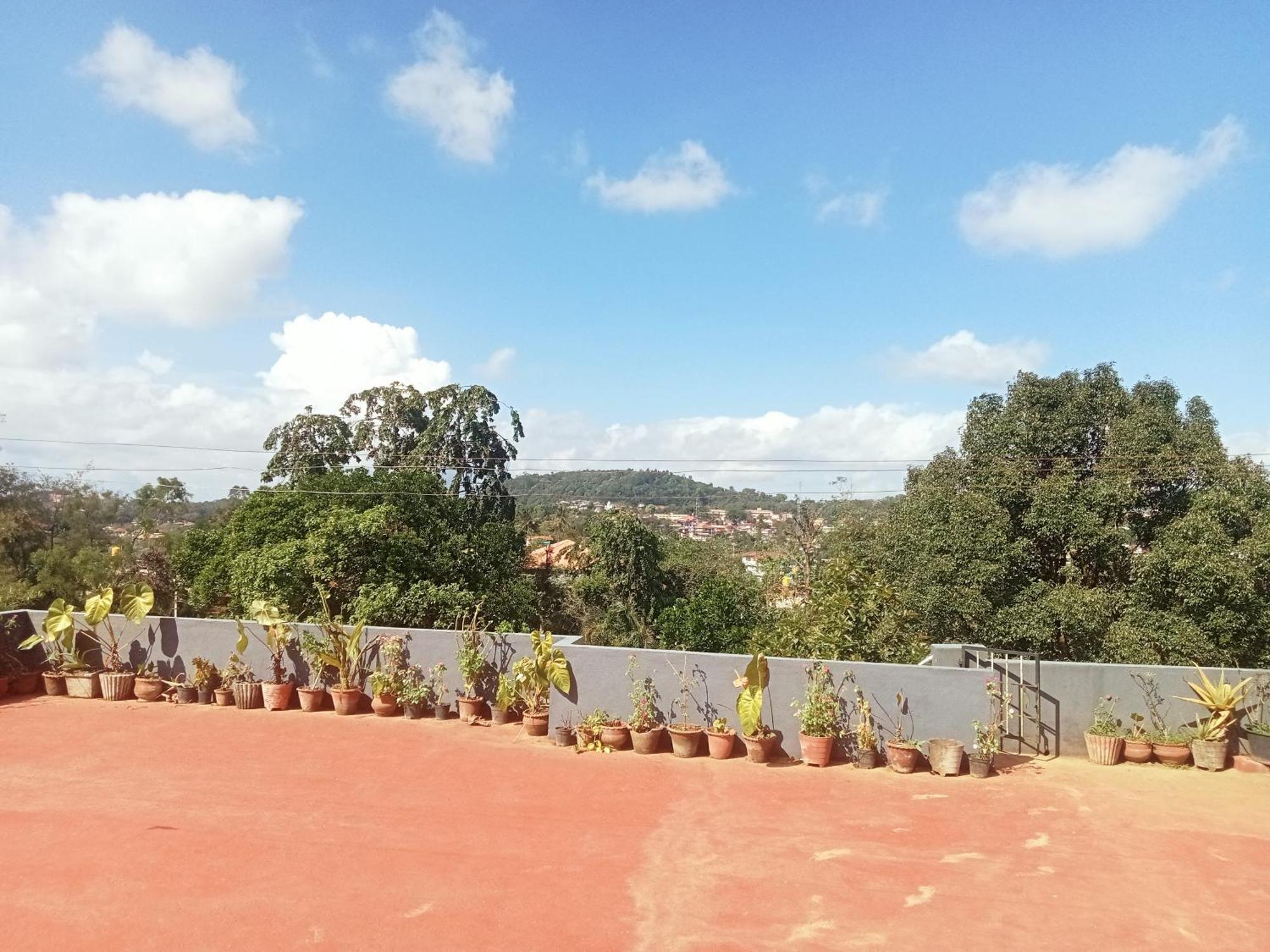 Eshwarkrupa Homestay มาดิเครี ภายนอก รูปภาพ
